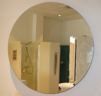 Spejl og hylde Badespejl Rundt 5 mm enkel spejl med matslebne kanter Ø50 Cm