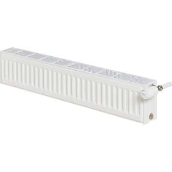 Small Plinth Radiator Stelrad Compact All In Plinth Radiator 4x1/2 T33 H200 x L2400 - vvs nr ...